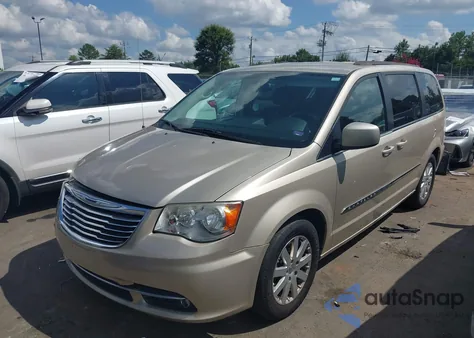 2015 Chrysler Town & Country Touring from USA, damaged, VIN 2C4RC1BG1FR570893